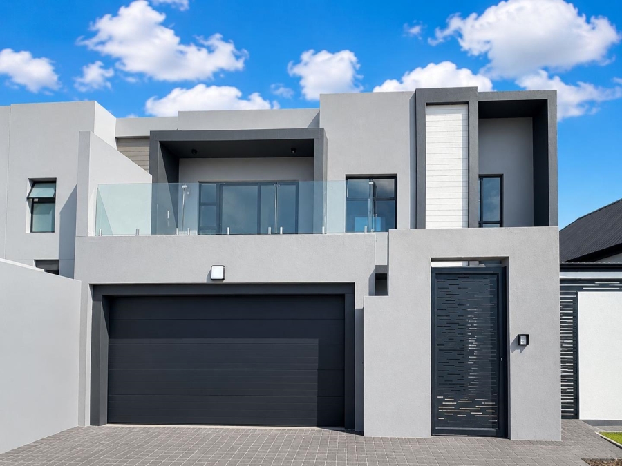 4 Bedroom Property for Sale in Sandown Western Cape